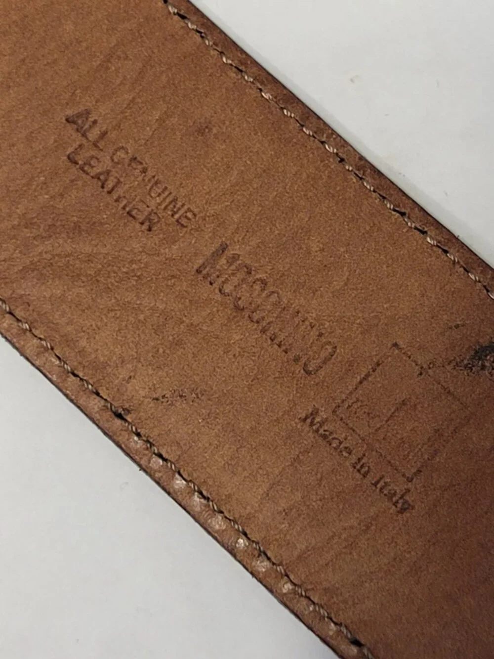 Moschino Vintage Redwall Leather Spell Out Slider Belt IT40 - US 4/6 -XS/S